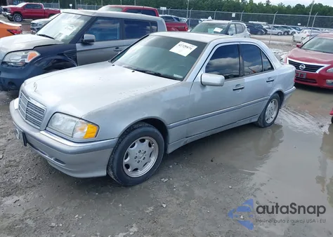 1999 Mercedes-Benz C 280 z USA, uszkodzony, nr VIN WDBHA29GXXA806233